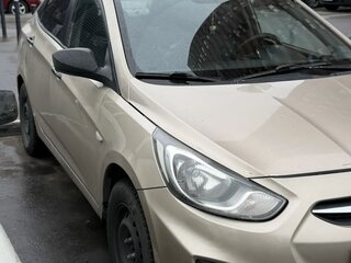 2013 Hyundai Solaris I, золотистый, 550000 рублей, вид 4