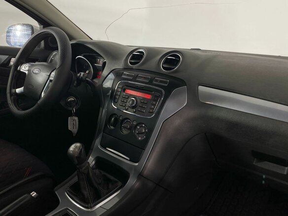 2011 Ford Mondeo IV Рестайлинг, серебристый, 549000 рублей - вид 19