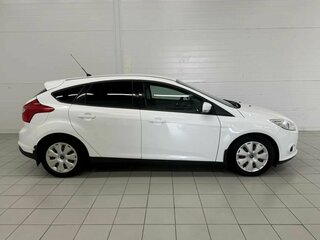 2013 Ford Focus III, белый, 700000 рублей, вид 4
