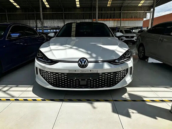 2023 Volkswagen Lamando L II, белый - вид 1