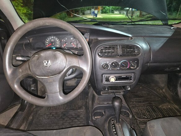 2003 Dodge Neon II, серый, 111000 рублей - вид 9