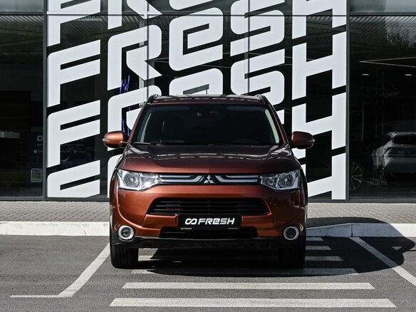 2012 Mitsubishi Outlander III, коричневый, 1235000 рублей - вид 2