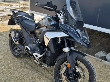 2023 BMW R 1300 GS, чёрный, 2500000 рублей, вид 1