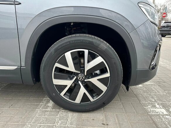 2023 Volkswagen Tayron I Рестайлинг, серый - вид 6