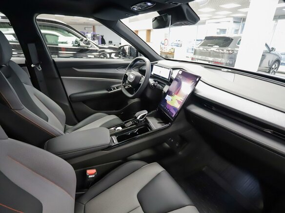 2026 Geely Cityray, серебристый, 3345000 рублей - вид 20