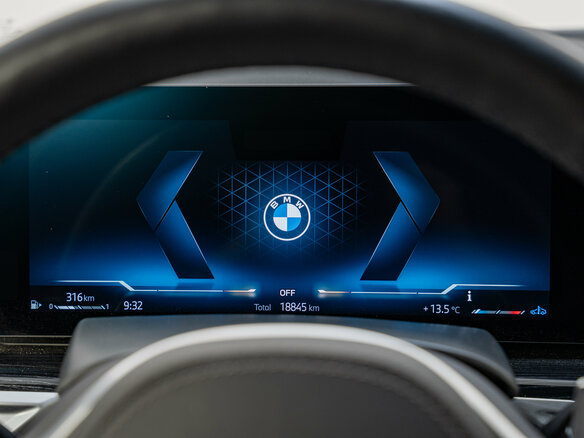 2025 BMW X5 40d IV (G05/G18) Рестайлинг, серый, 12990000 рублей - вид 25