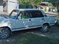 1999 Lada (ВАЗ) 2105, белый, 95000 рублей - вид 3