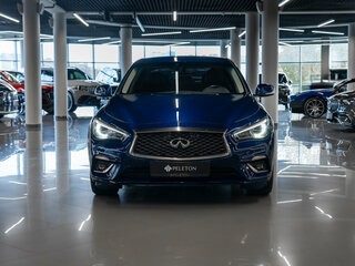 2019 Infiniti Q50 I Рестайлинг, синий, 2380000 рублей, вид 3