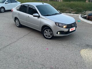 2024 Lada (ВАЗ) Granta I Рестайлинг, серебристый, 900000 рублей, вид 2