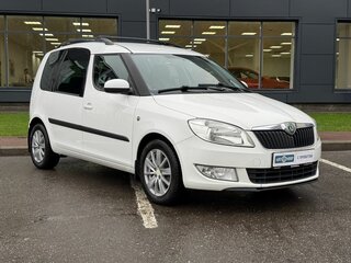 2012 Skoda Roomster I Рестайлинг, белый, 650000 рублей, вид 3