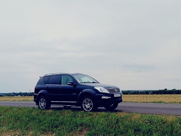 2012 SsangYong Rexton III, чёрный, 1650000 рублей - вид 1