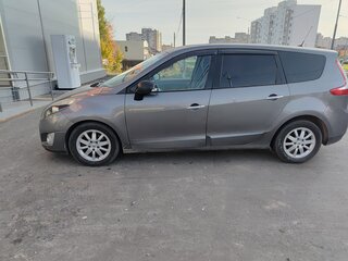 2011 Renault Scenic Grand III, серый, 750000 рублей, вид 2