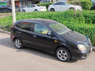 1999 Nissan Tino, чёрный, 240000 рублей, вид 2