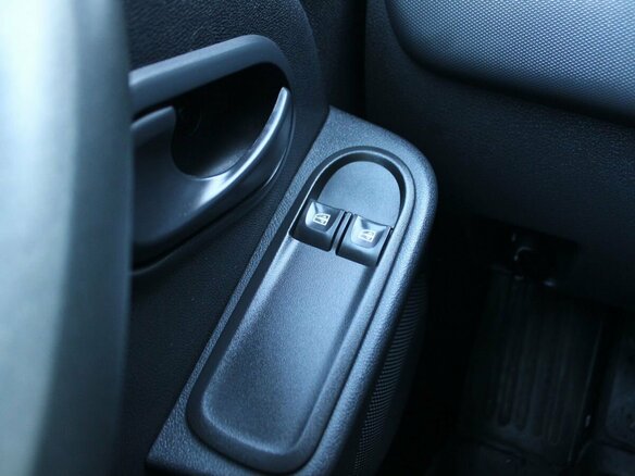 2015 Renault Duster I Рестайлинг, серебристый, 1479000 рублей - вид 10