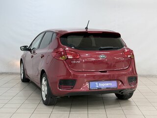2015 Kia Ceed II Рестайлинг, красный, 999000 рублей, вид 5
