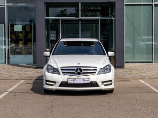 2011 Mercedes-Benz C-Класс 180 BlueEFFICIENCY III (W204) Рестайлинг, белый, 1295000 рублей, вид 2
