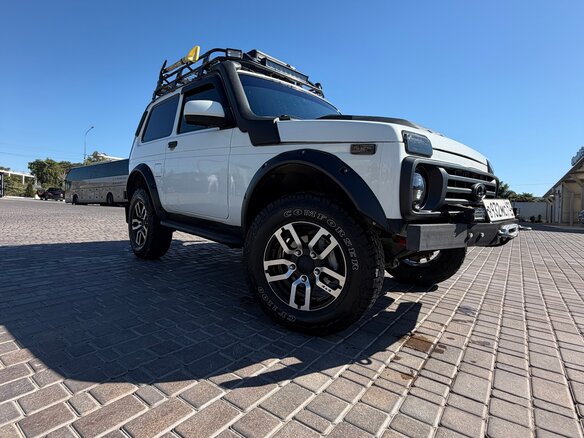 2016 Lada (ВАЗ) 2121 (4x4) Urban I Рестайлинг, белый - вид 7