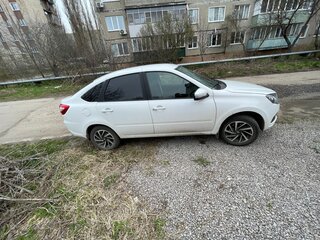 2023 Lada (ВАЗ) Granta I Рестайлинг, белый, 700000 рублей, вид 2