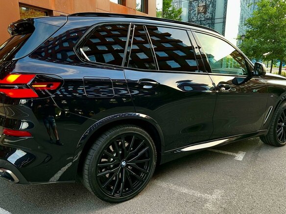 2019 BMW X5 M50d IV (G05/G18), чёрный, 7900000 рублей - вид 9