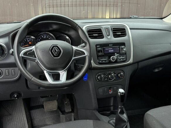 2020 Renault Logan II Рестайлинг, белый, 778000 рублей - вид 7