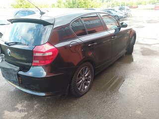 2008 BMW 1 серии 118i I (E81/E82/E87/E88) Рестайлинг, чёрный, 699000 рублей, вид 4