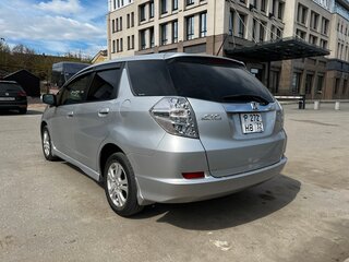 2011 Honda Fit Shuttle I, серебристый, 900000 рублей, вид 3