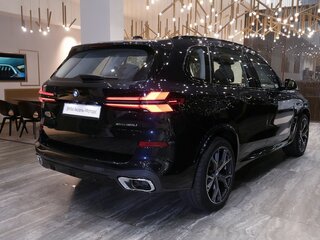 2026 BMW X5 Long 30Li IV (G05/G18) Рестайлинг, чёрный, 10320000 рублей, вид 3