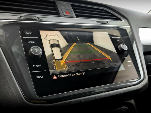 2021 Volkswagen Tiguan II Рестайлинг, белый, 2999000 рублей - вид 27