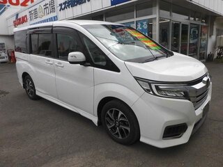 2021 Honda Stepwgn Spada V Рестайлинг, белый, 2150000 рублей, вид 4