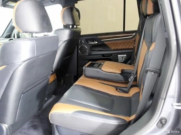 2017 Lexus LX 450d III Рестайлинг 2, серый, 7300000 рублей - вид 15