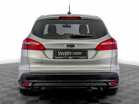 2018 Ford Focus III Рестайлинг, серебристый, 1015000 рублей - вид 5