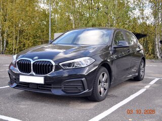 2021 BMW 1 серии 116d III (F40), чёрный, 1850000 рублей, вид 2