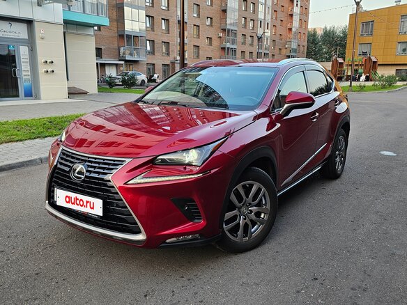 2019 Lexus NX 200 I Рестайлинг, красный, 3650000 рублей