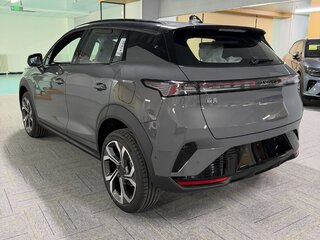 2026 Lynk & Co 06 I Рестайлинг, серый, 2620000 рублей, вид 4