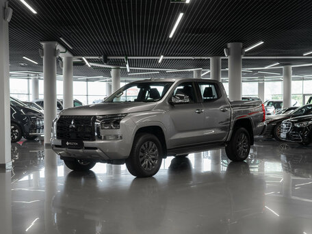 Mitsubishi L200 VI