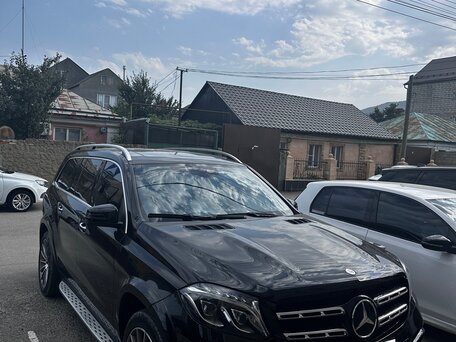 2016 Mercedes-Benz GLS 400 I (X166), чёрный, 3400000 рублей, вид 1