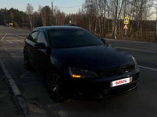 2011 Volkswagen Jetta VI, синий, 990000 рублей, вид 3