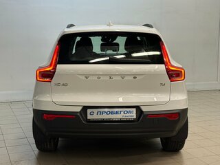 2018 Volvo XC40 I, белый, 2235000 рублей, вид 3