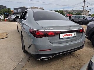 2025 Mercedes-Benz E-Класс 300 VI (W214, S214), серебристый, 9000000 рублей, вид 3