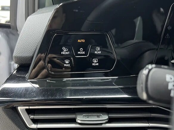 2022 Volkswagen Golf VIII, серый - вид 8