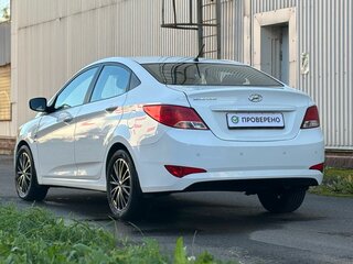 2016 Hyundai Solaris I Рестайлинг, белый, 1090000 рублей, вид 4