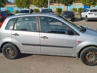 2008 Ford Fiesta Mk5, серый, 350000 рублей, вид 3