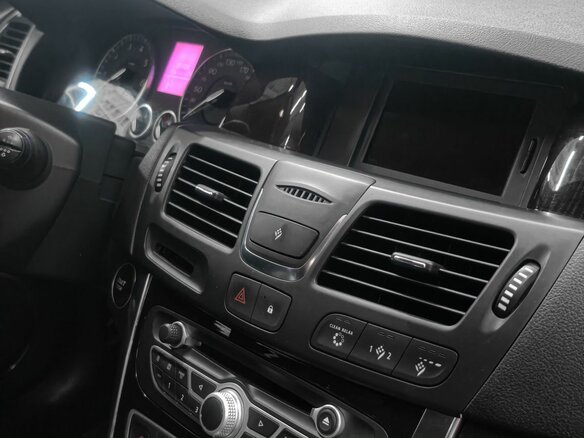 2012 Renault Latitude I, чёрный, 1139900 рублей - вид 15