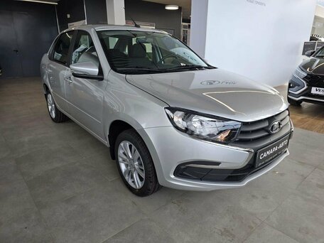2026 Lada (ВАЗ) Granta I Рестайлинг, серебристый, 1114000 рублей, вид 1