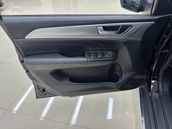 2022 Haval M6 Plus II, чёрный, 1245000 рублей - вид 5