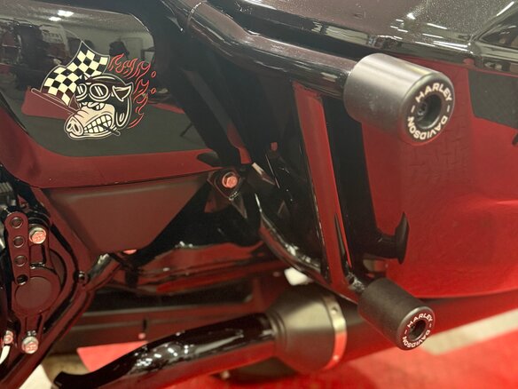 2024 Harley-Davidson CVO Road Glide ST, чёрный, 4700000 рублей - вид 9