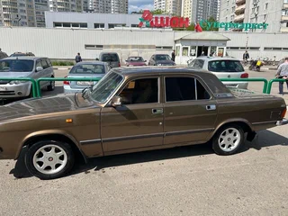 2002 ГАЗ 3102 «Волга», бежевый, 650000 рублей, вид 4