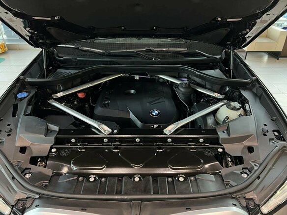 2025 BMW X5 Long 30Li IV (G05/G18) Рестайлинг, чёрный, 8995000 рублей - вид 14