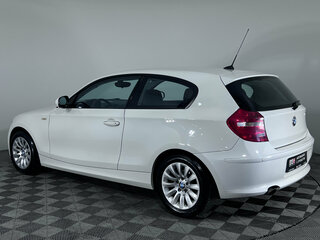 2011 BMW 1 серии 116i I (E81/E82/E87/E88) Рестайлинг, белый, 880000 рублей, вид 4