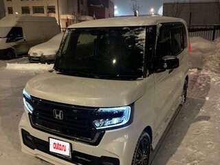 2022 Honda N-BOX II Рестайлинг, белый, 2150000 рублей, вид 3